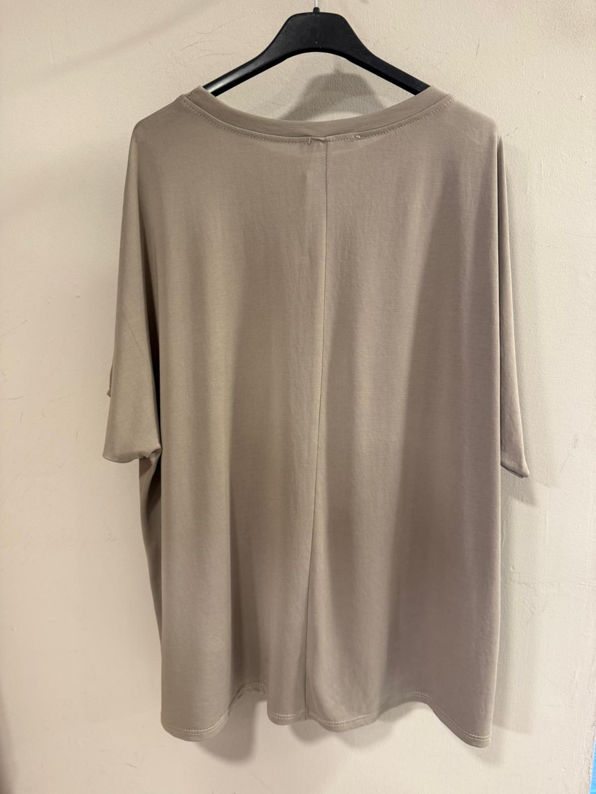 Conjunto Camiseta Oversize y Pantalón pinzas