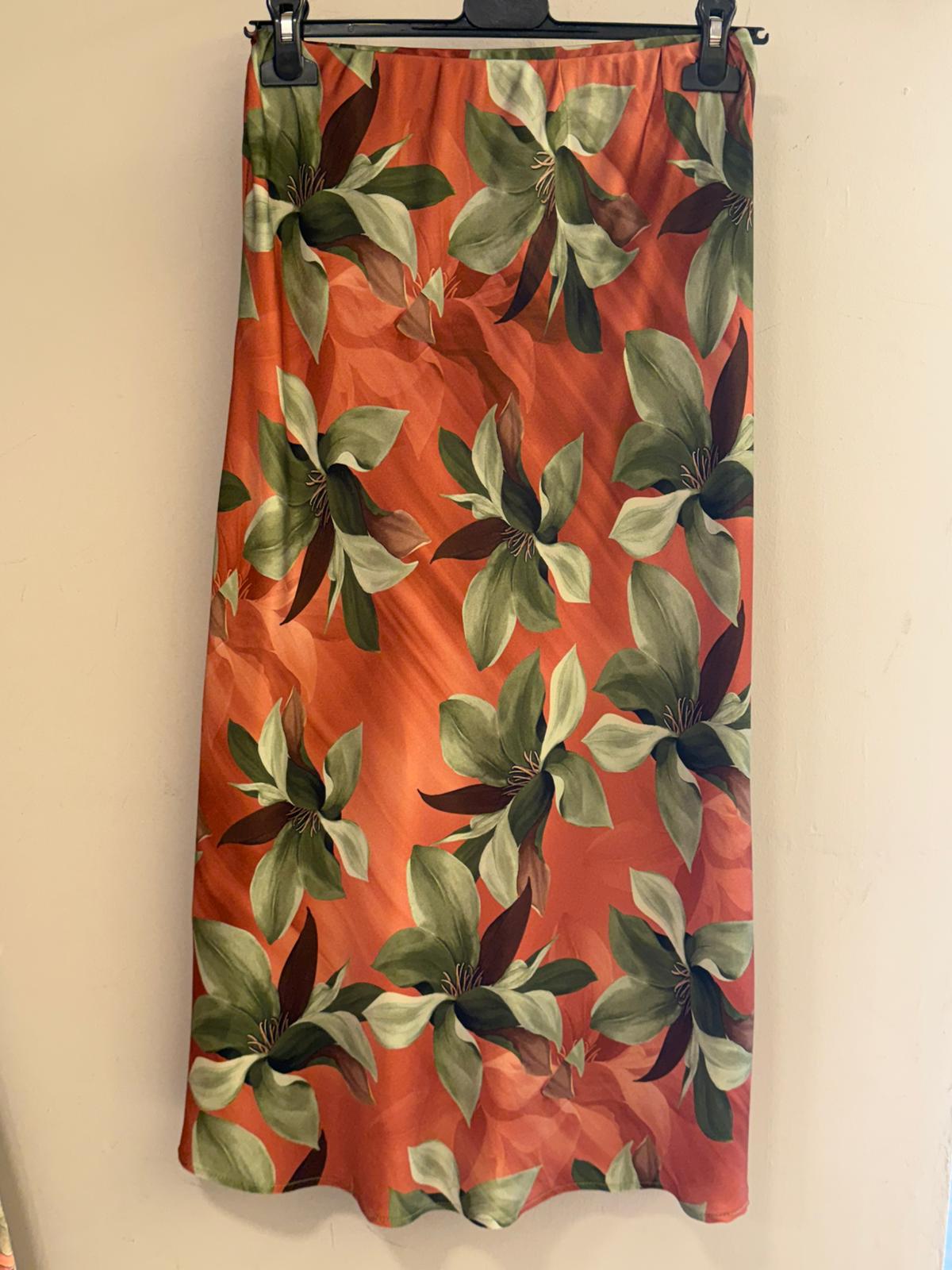Falda Midi Floral Azul Clemátide