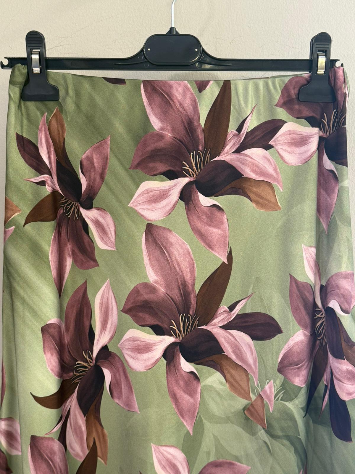 Falda Midi Floral Azul Clemátide