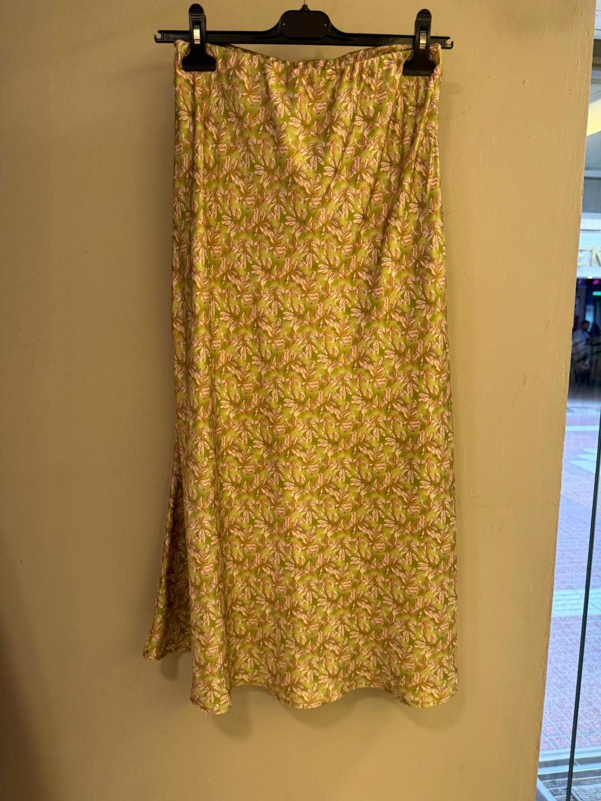 Falda Midi Estampado Hojas Satinada