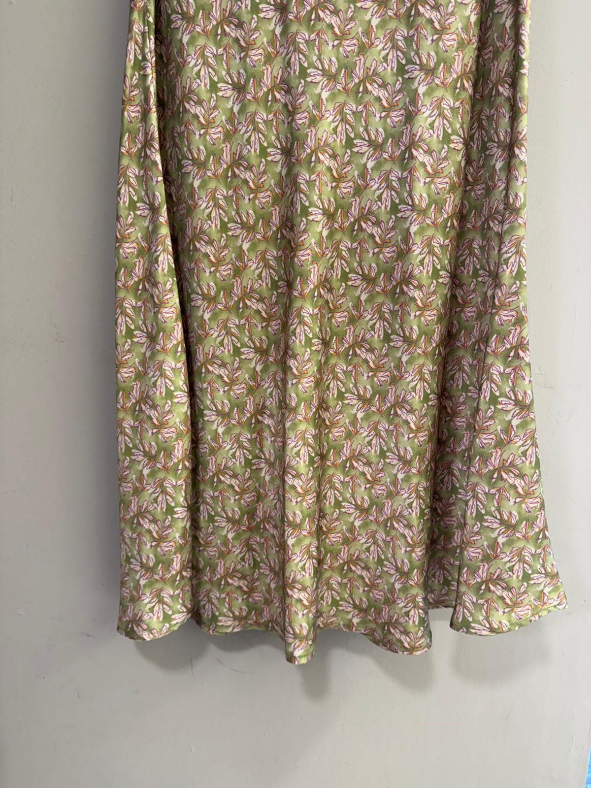 Falda Midi Estampado Hojas Satinada