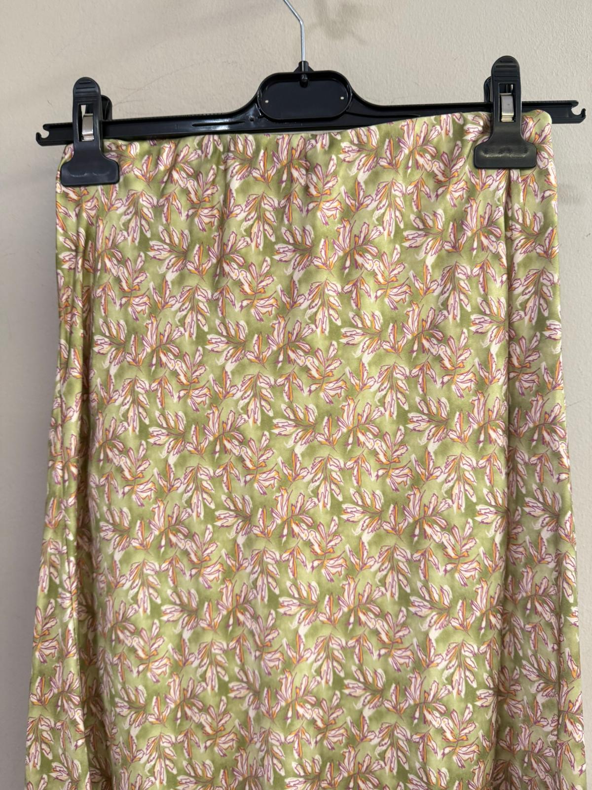 Falda Midi Estampado Hojas Satinada