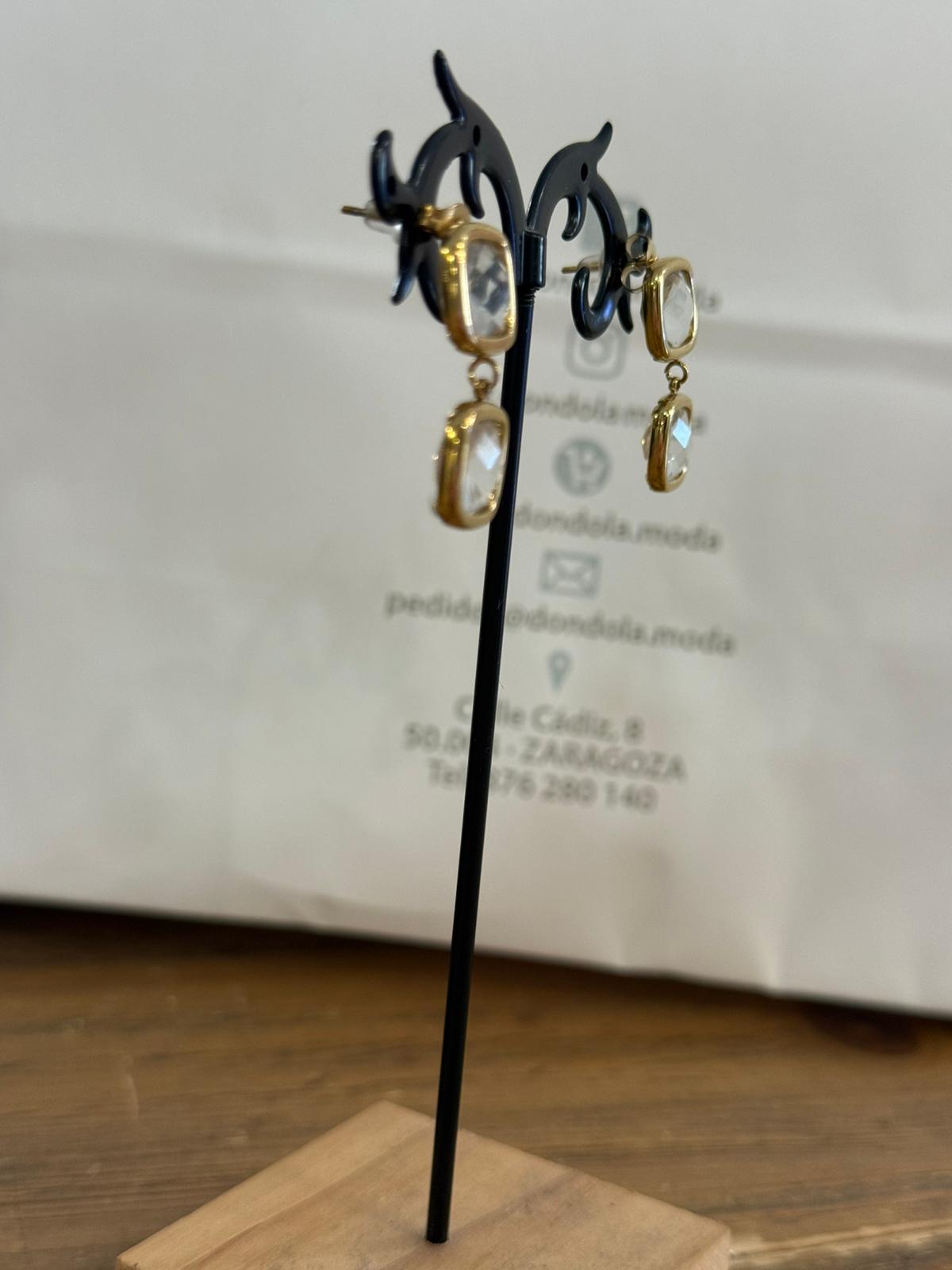 Pendientes Dobles Piedra Cuadrada Facetada con Montura Dorada
