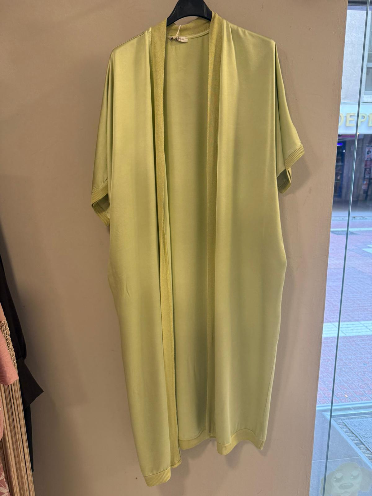 Kimono Largo Satinado con Acabados Rib