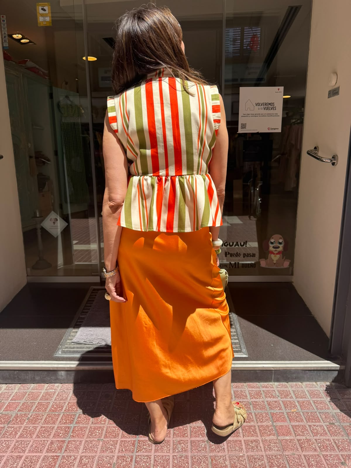 Chaleco rayas naranjas/verdes acabado peplum