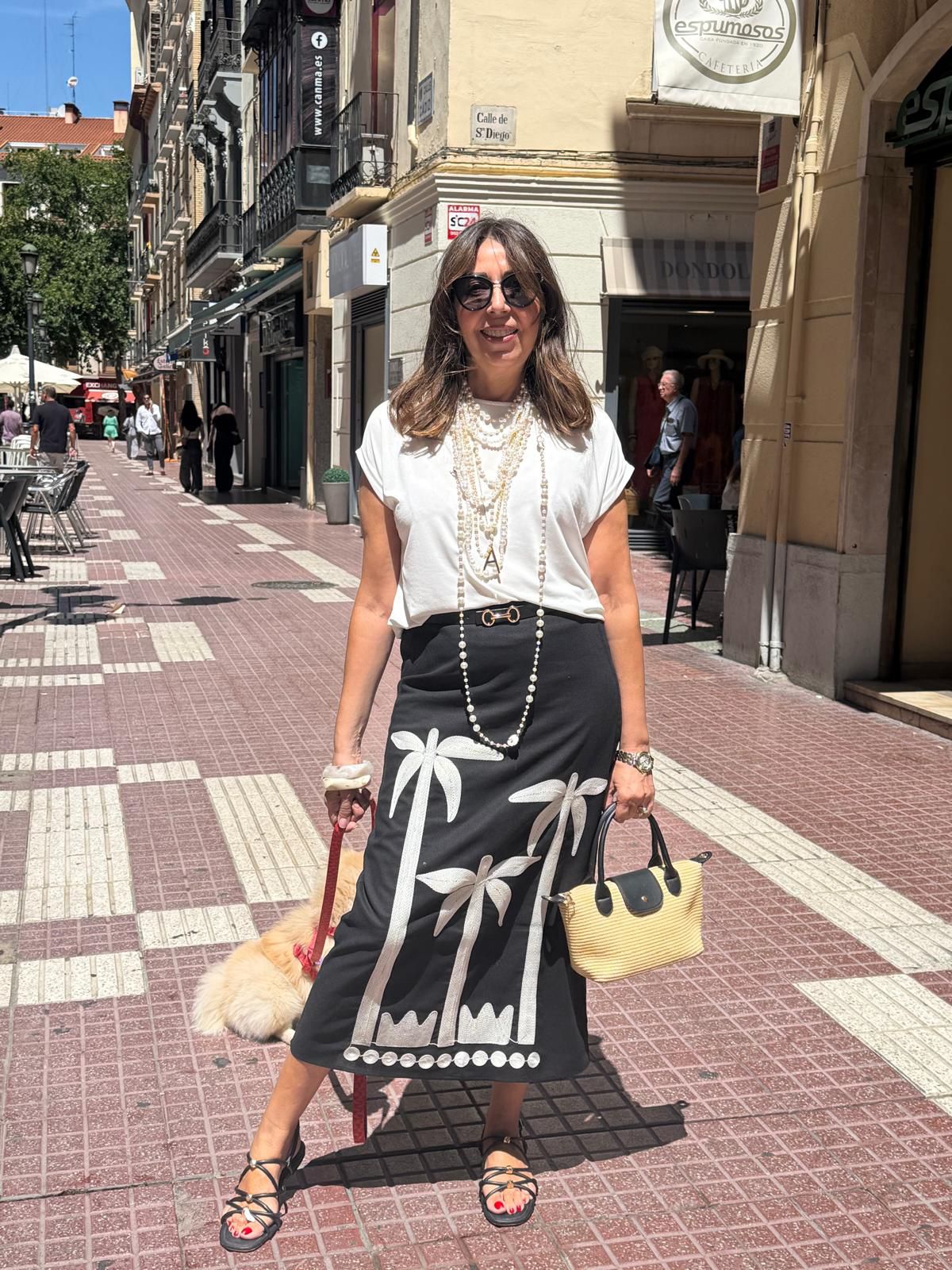 Falda Midi con Bordado de Palmeras