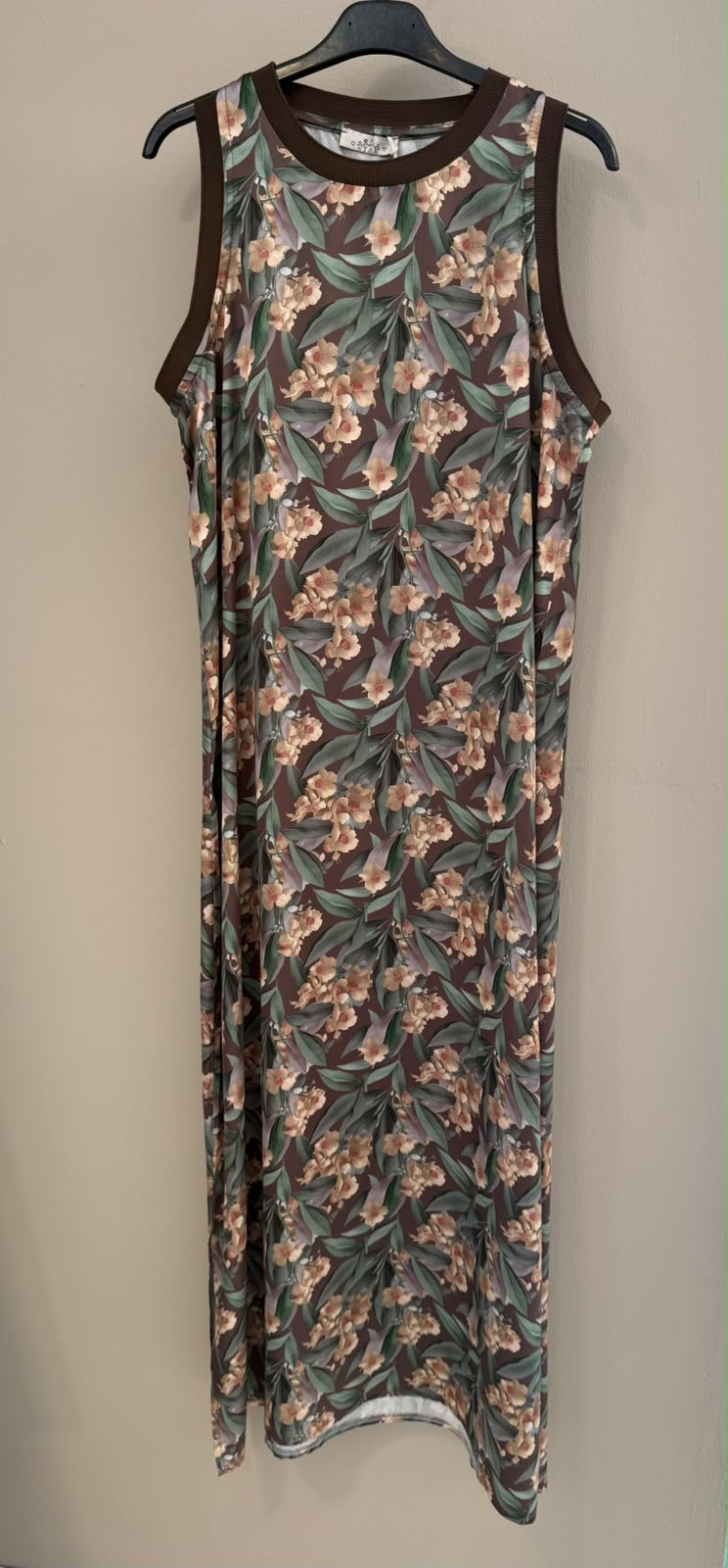 Vestido acabado rib satinado estampado floral