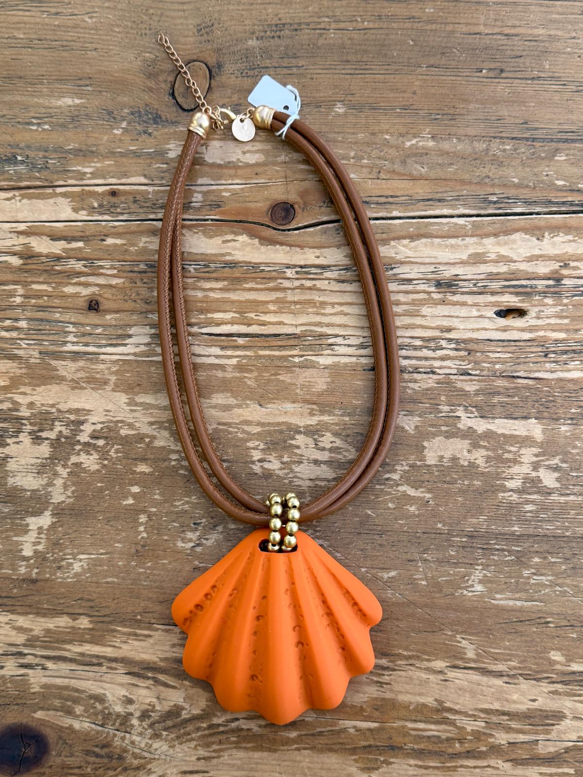 Collar Colgante Concha de Resina
