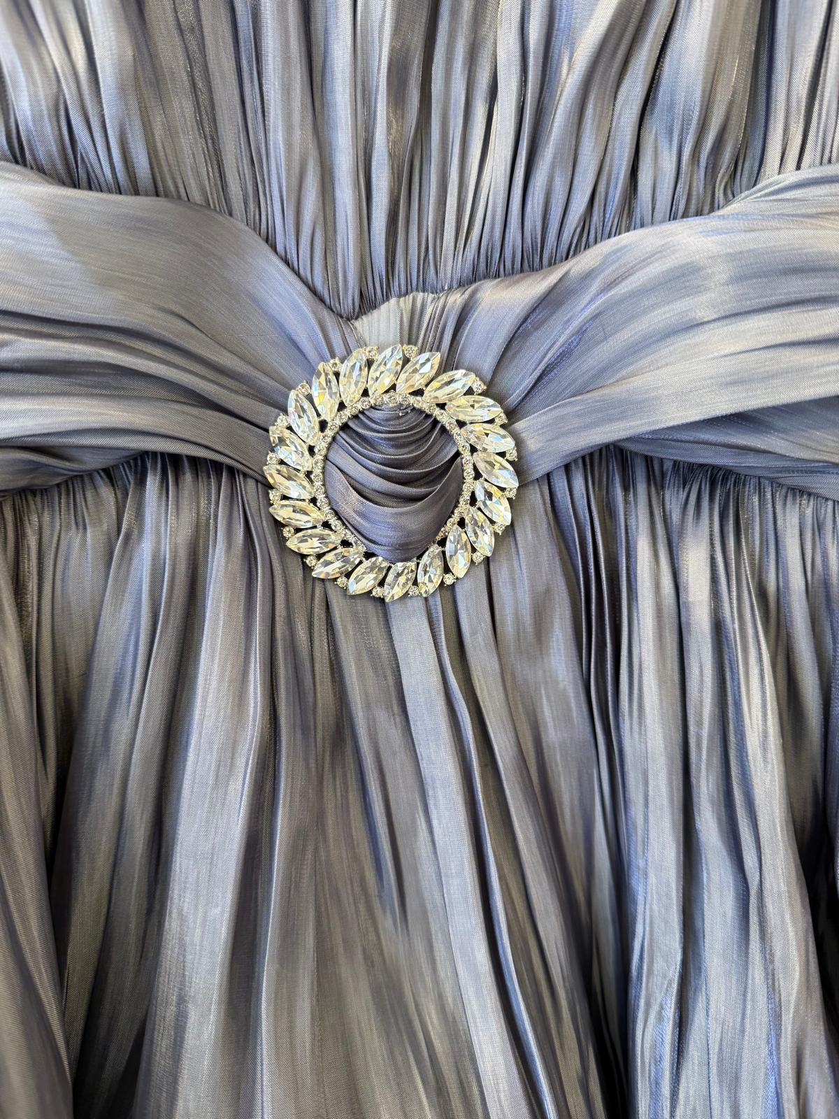 Blusa de organza con detalle en cintura